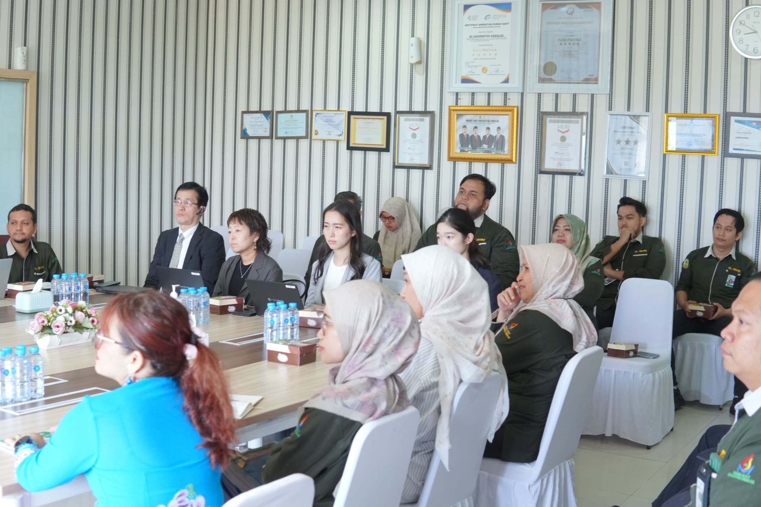 RS UNAND Sambut Kunjungan Prof. Kenji Wada dan Bahas Rencana Penerapan Telemedicine